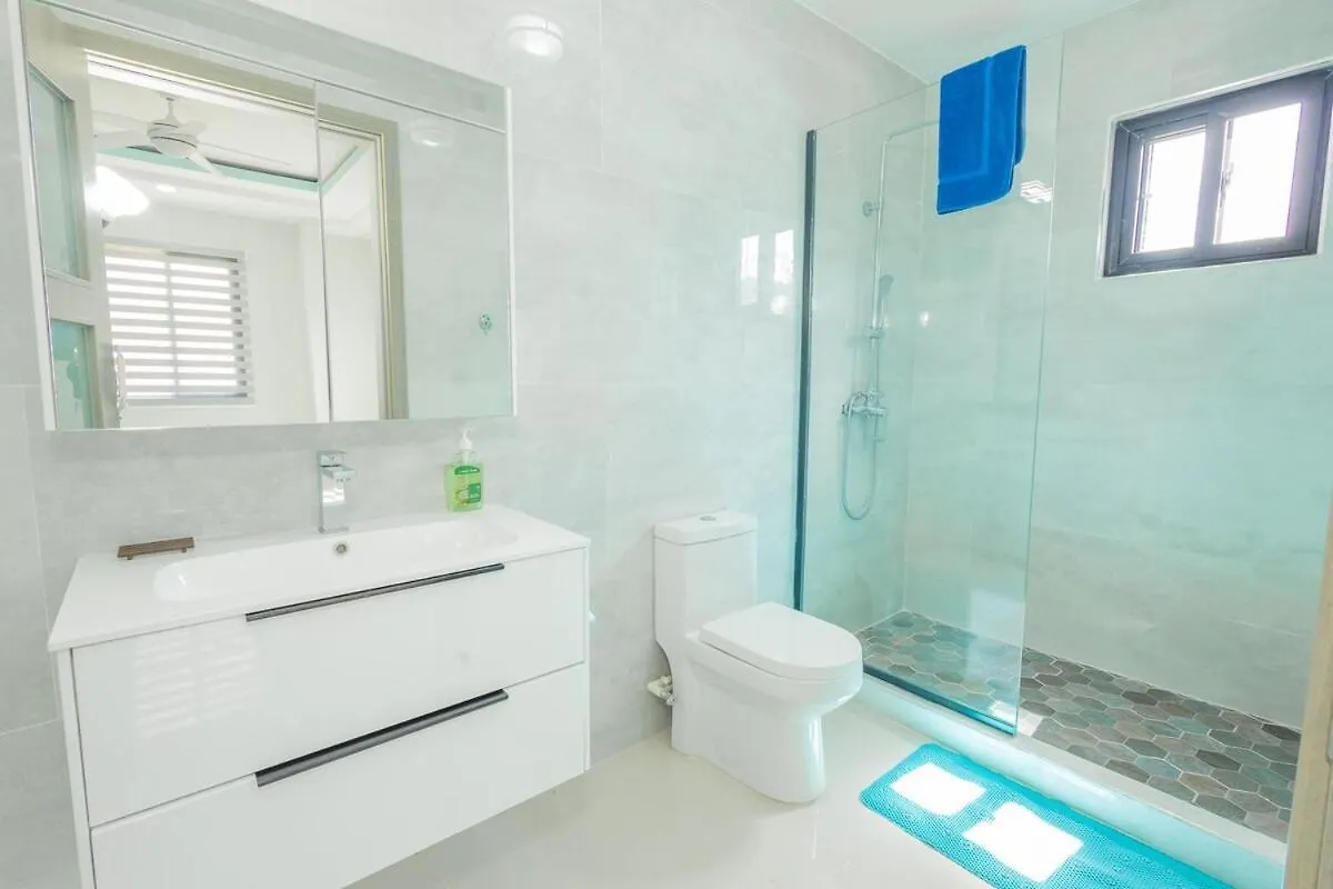 펜션 Modern, Spacious, 3Br Hill View Retreat, Central 오쵸 리오스